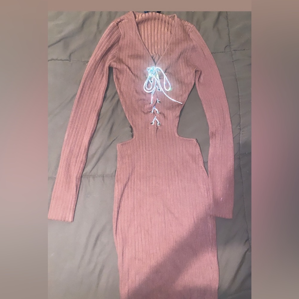 Brown dress